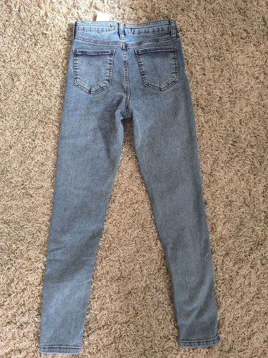 Джинси жіночі новенькі!