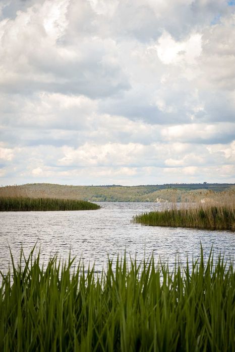 Оренда,риболовля,база на воді будинок,човен,пляж,альтанка,спуск човнів