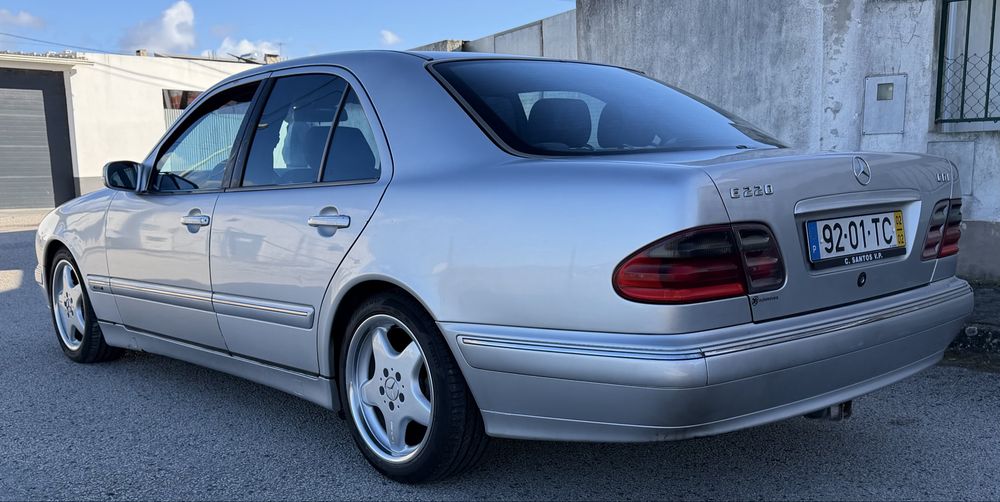 Mercedes E220cdi  Nacional — photo 3