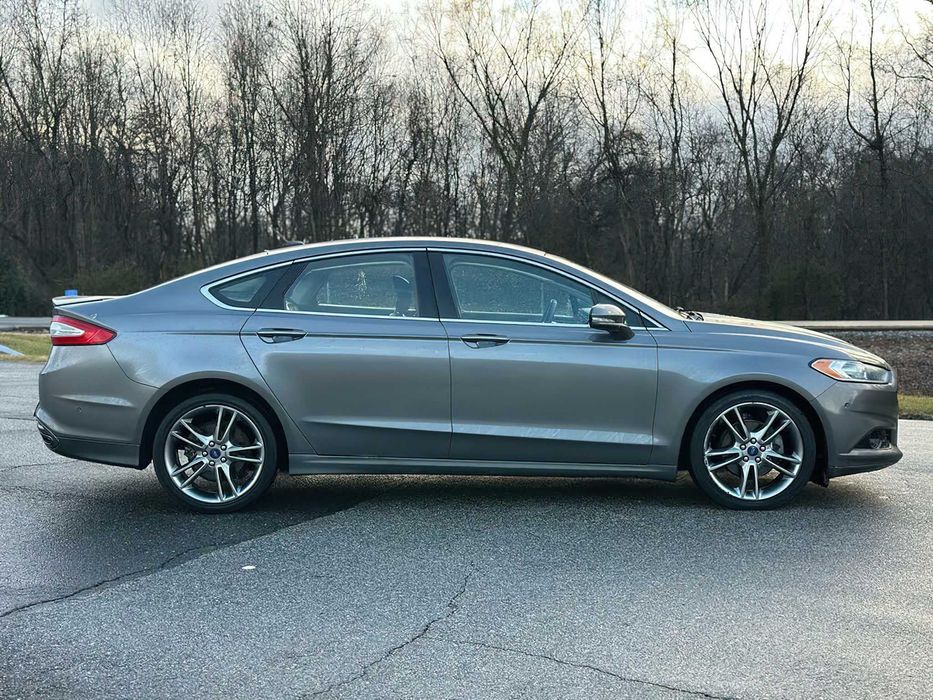 Ford Fusion Titanium      2014