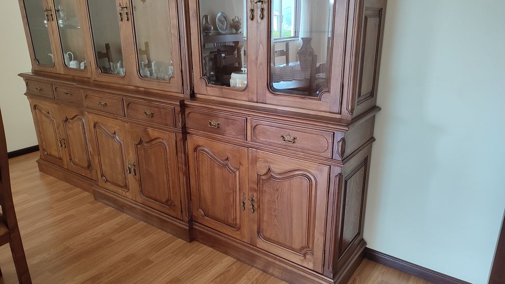 Cristaleira para sala de jantar