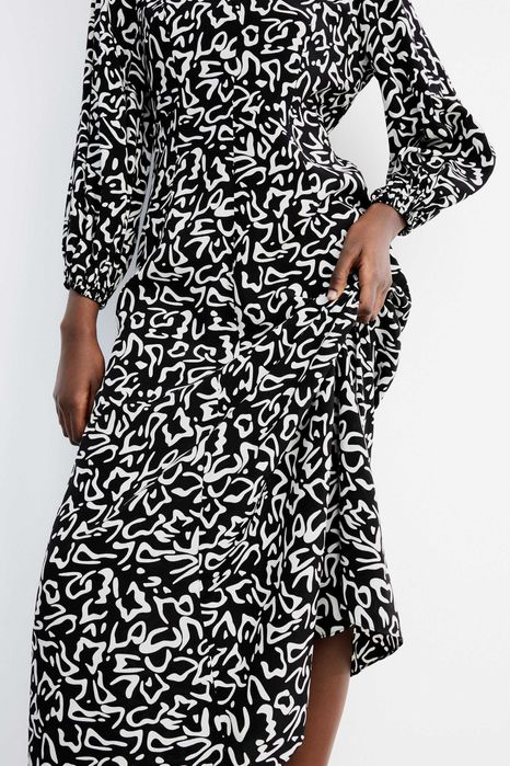 (NOVO C/ ETIQUETA, PORTES GRÁTIS) ZARA - Vestido Comprido Estampado