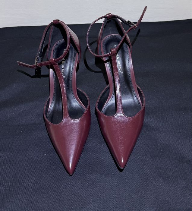 Туфлі бордові на каблуку 35 р