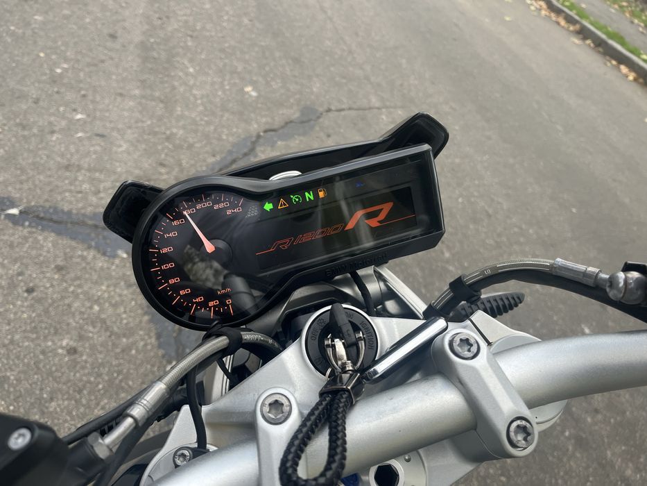 Продам BMW R1200R