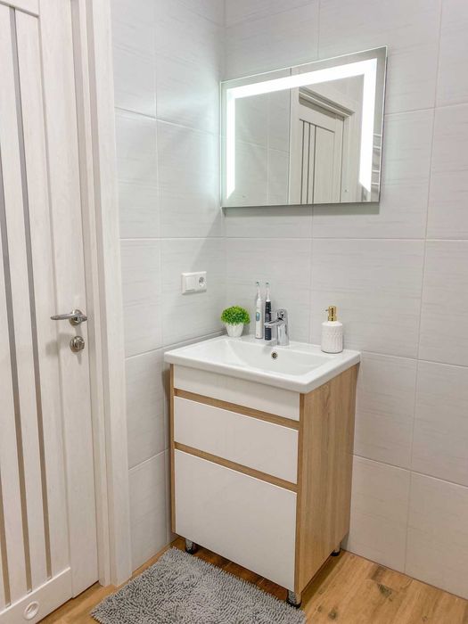 Терміново! Рауш біля Агори 1к з новим ремонтом та меблями!