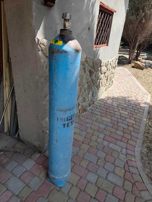 Кисневий балон 40 л. плюс різаки