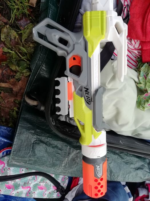 Pistolet    Nerf