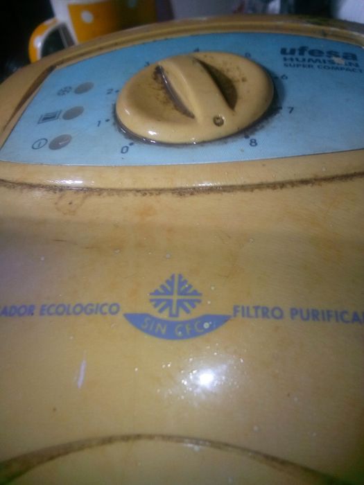 Desumidificador eléctrico  moderno marca ufesa 30€