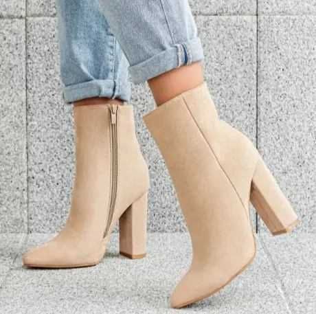 Beżowe botki Damskie na słupku Nowe