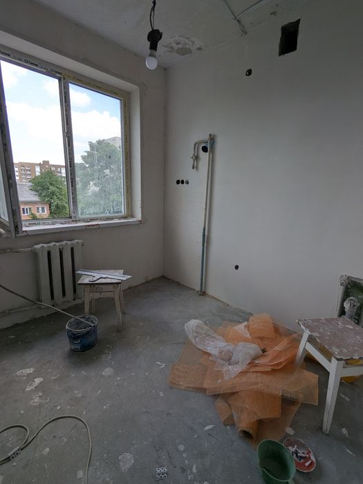 Терміново!  Продаж 2-кімнатни квартири 45,2 м² біля центру
