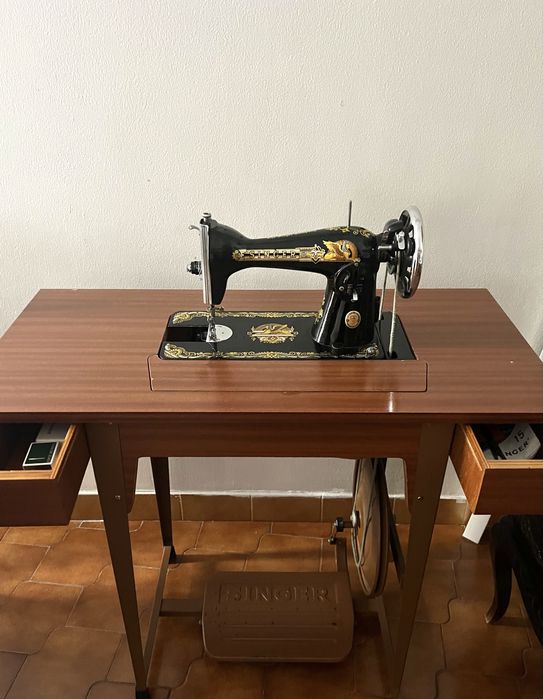 Maquina de costura Singer