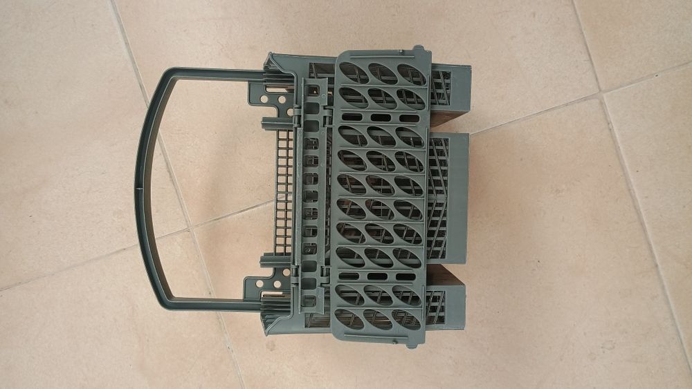 Cesto talheres marca Teka