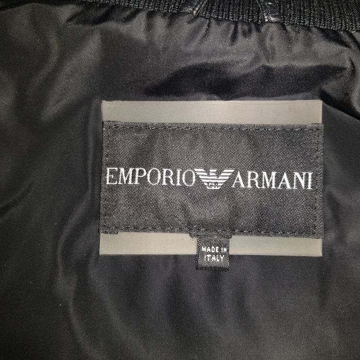Emporio Arnani Кожаная куртка,S бомбер