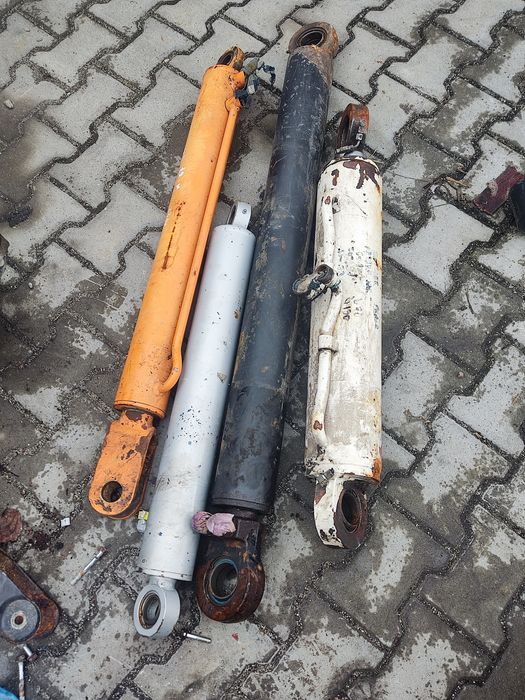 Siłowniki hydrauliczne