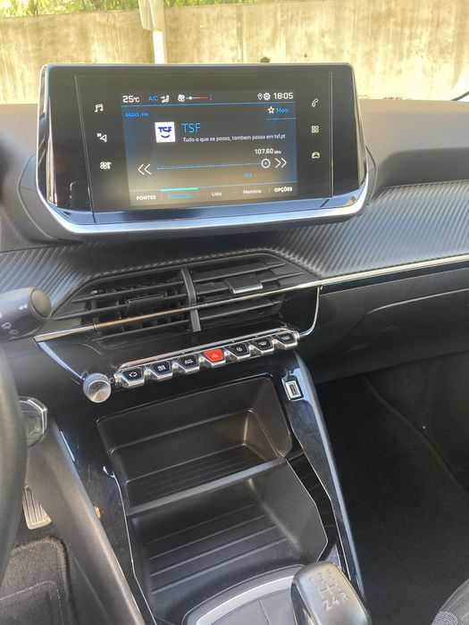 Peugeot 208 1.2 gasolina