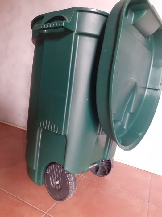 Balde/ carro do lixo novo64739671428482122