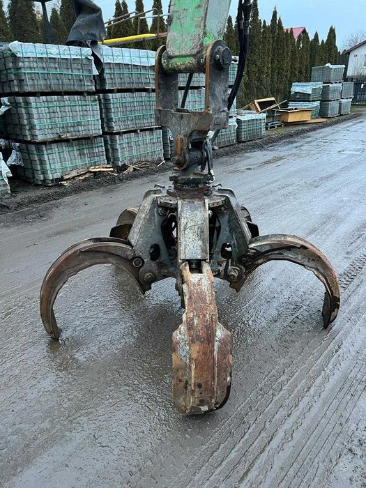 Koparka przeładunkowa Sennebogen 821