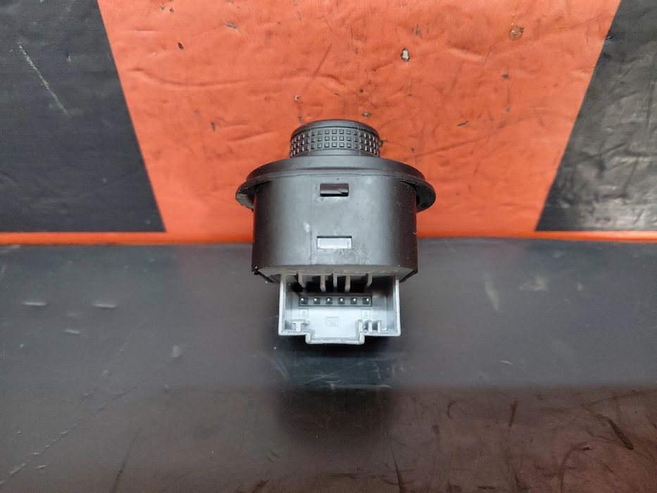 Comando / botão / interruptor multifunções VOLKSWAGEN Caddy IV (SA)