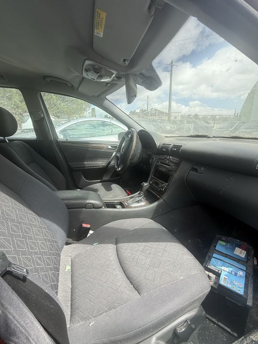 Mercedes-Benz C220 CDI Station (W203) Para Peças