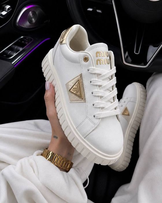 Śliczne damskie buty