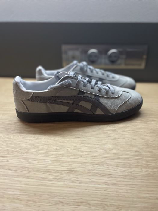 Новые мужские кроссовки Asics замшевые
