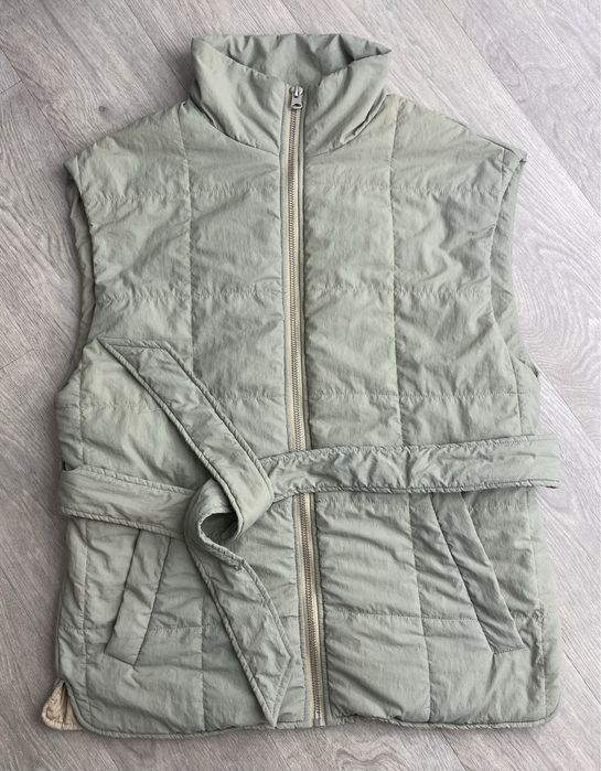 Жилетка жіноча b.young