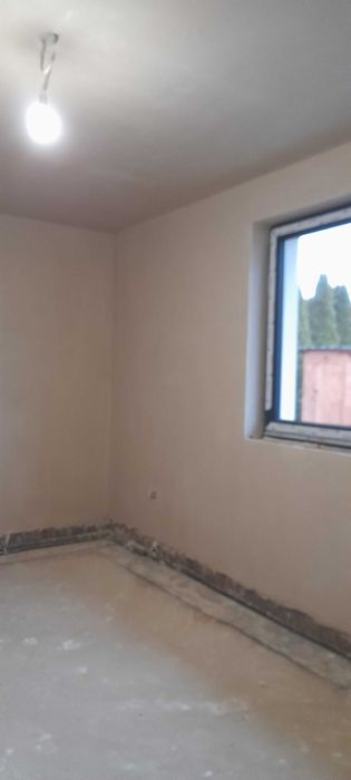 Tynki maszynowe gipsowe, cementowo-wapienne, agregat.