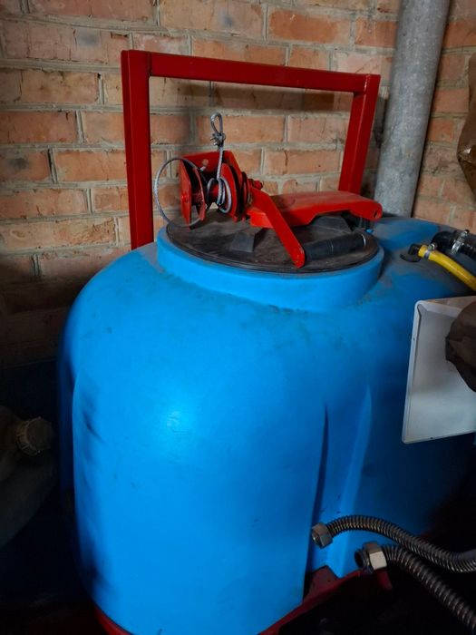 Обприскувач  навісний 400літрів