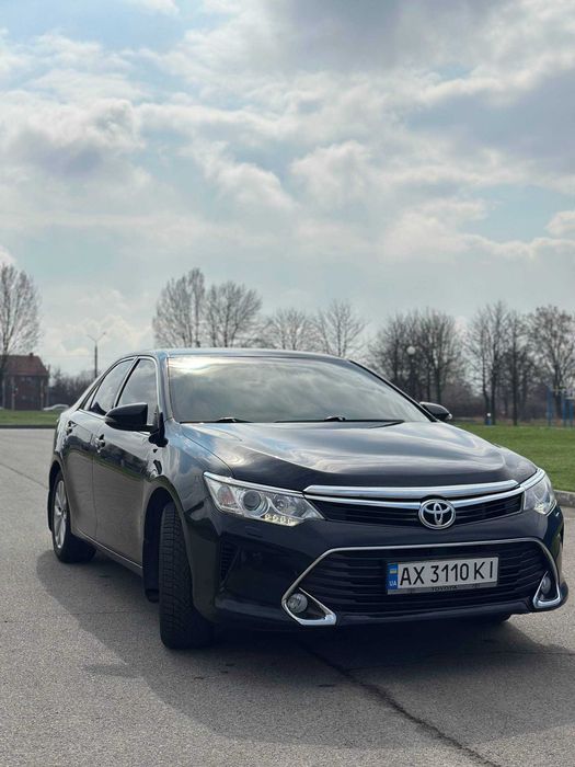 Продам Toyota camry