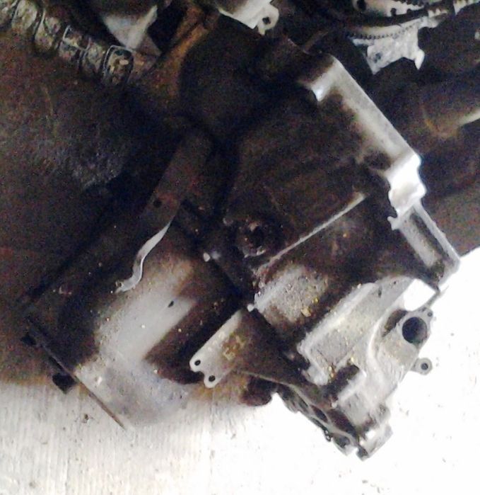 Mazda 323 bf коробка от двигателя Е1 Мазда 323bf 1986