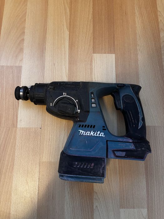 DHR242 перфоратор під невеликий ремонт