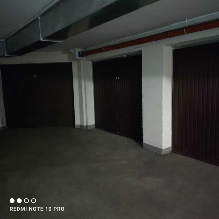 Wynajem garażu odziezowa