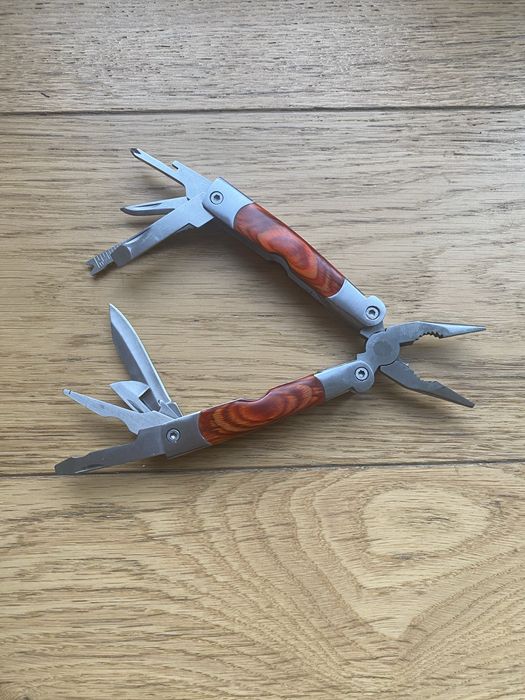 Scyzoryk wielofunkcyjny Mistrall