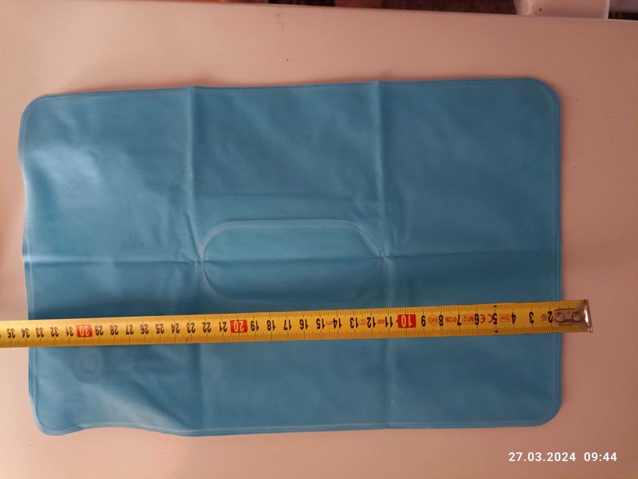 продам портативную подушку и зарядку на ноутбук