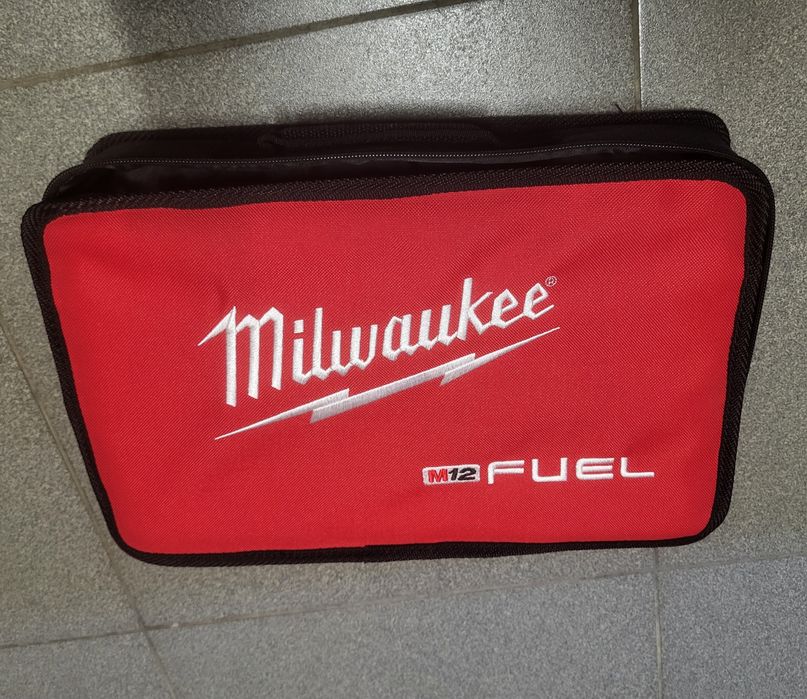 Сумки milwaukee для електроінструменту