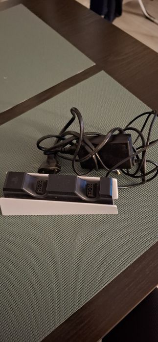 Orginalna Stacja ładująca do PS5