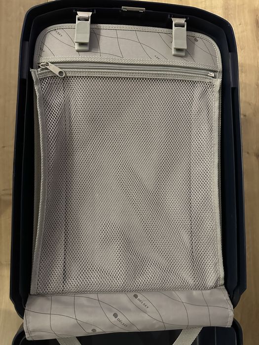 Trolley de Cabine Rígido DELSEY com 2 rodas