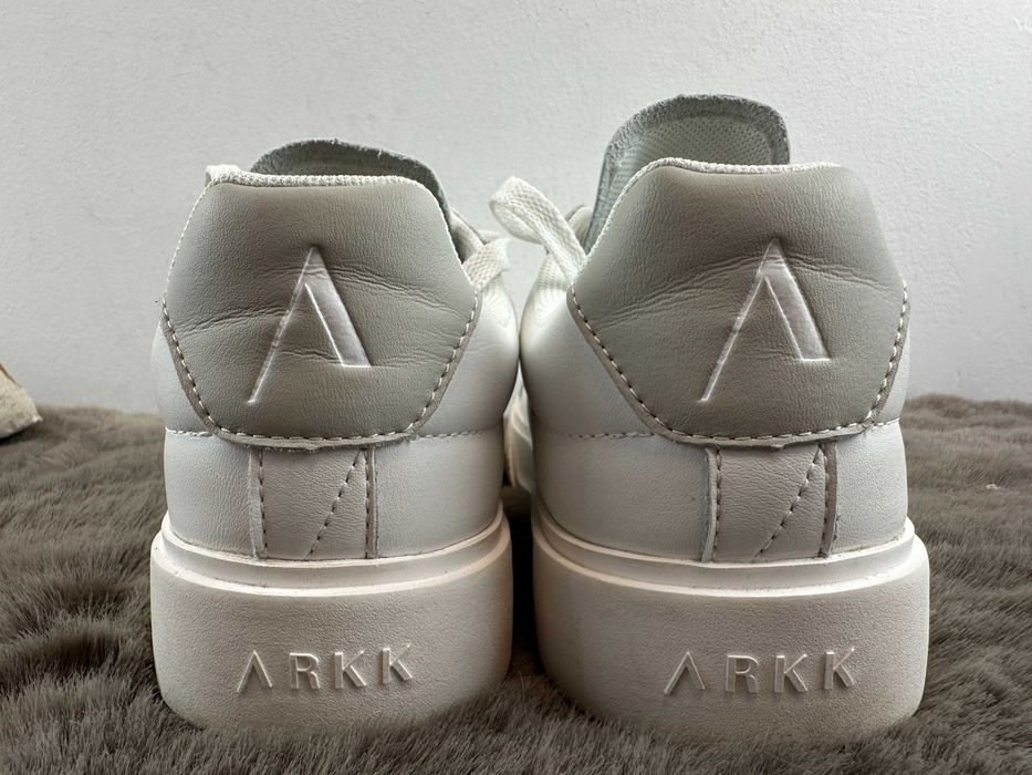 buty męskie skórzane trampki arkk essence og-22 42