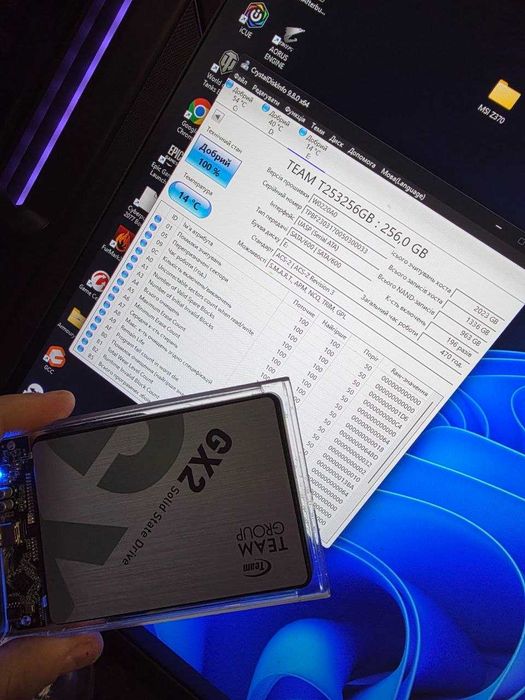 продам ssd 256 gb 100%