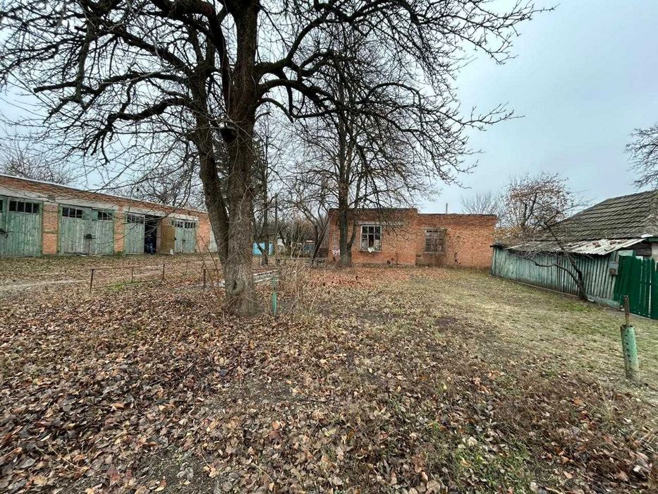 Нежитлові будівлі 568.3 м2, 0.2 га, Миргород, вул. Робітнича, 33