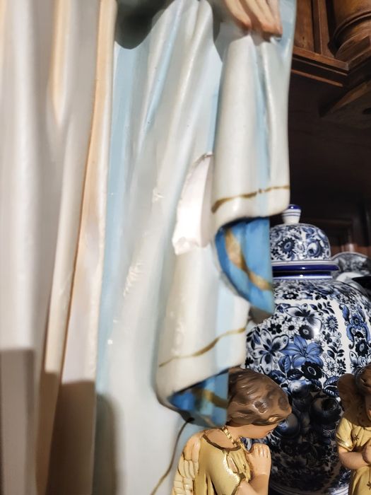 Stara duża figura Matki Bożej Maryja Niepokalana