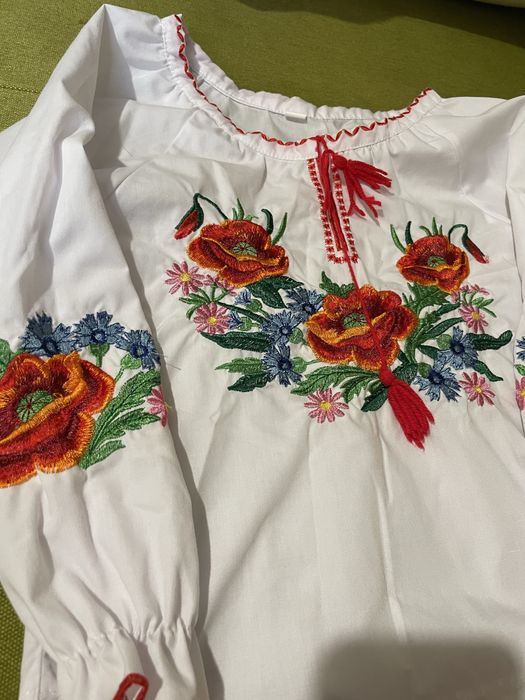 Вишиванка для дівчинки