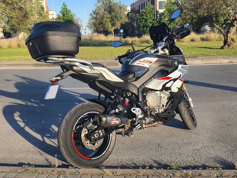 BMW S1000XR (2016) | 26.500km | Full Extras + Material de Origem