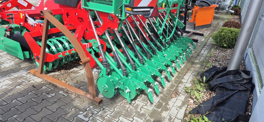 Zestaw nabudowany Agregat talerzowy Siewnik 2 talerz Agro-masz