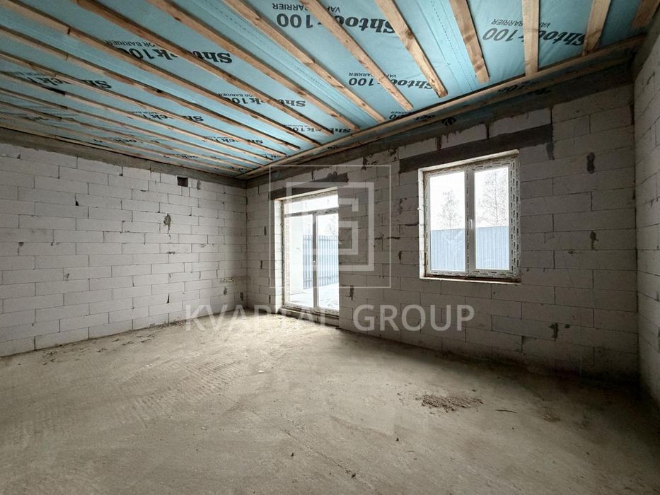 Продаж дуплексу з продуманим плануванням на ділянці 2,5 сотки