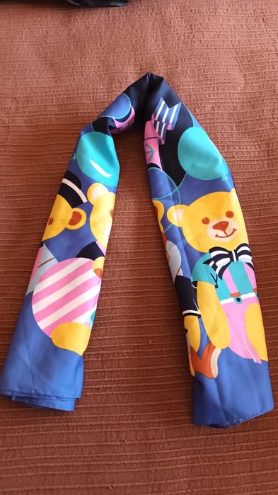 Lenço colorido -novo