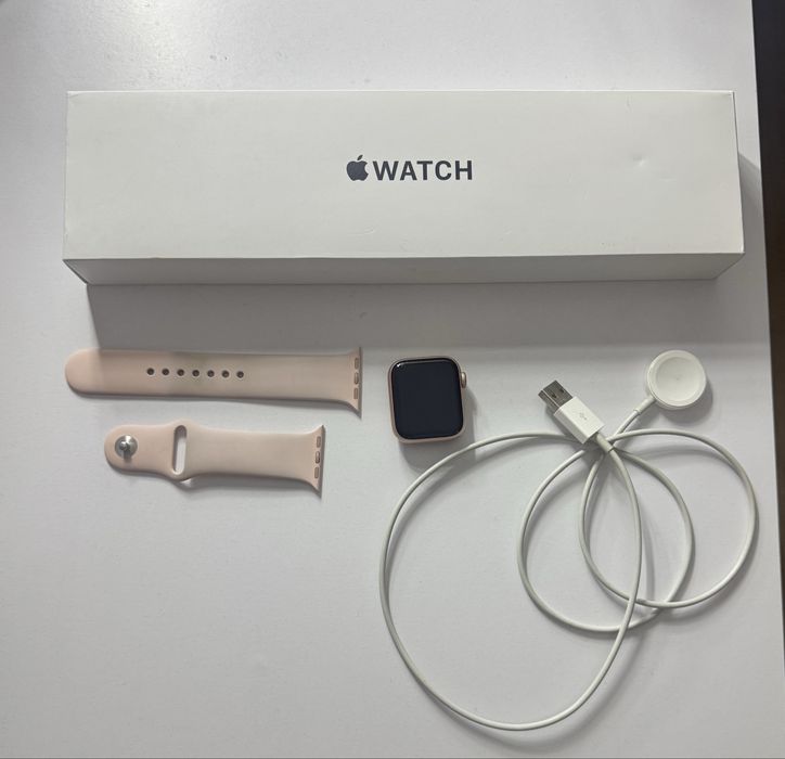 Apple Watch SE 40mm Pink