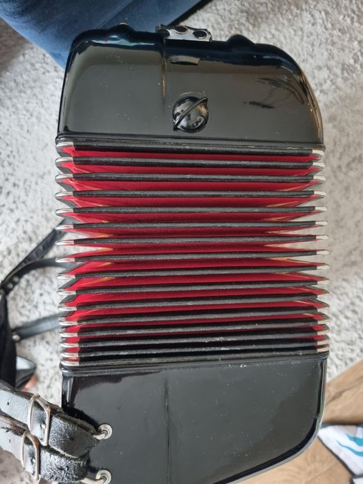 Akordeon Soprani Ampliphonic Lido