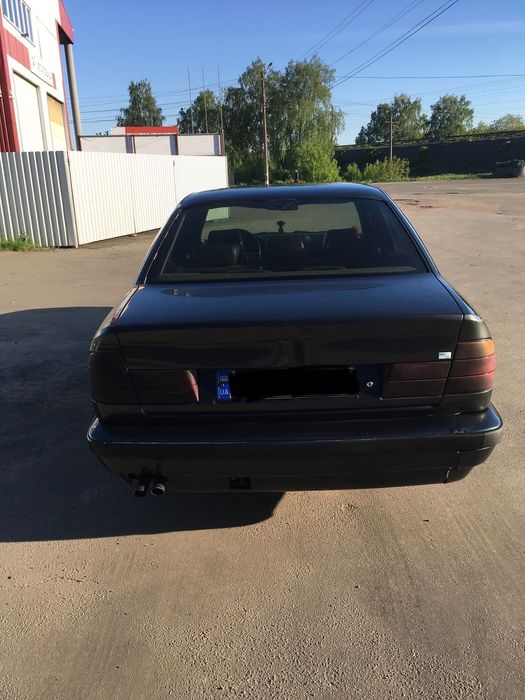 Продам БМВ 525 е34