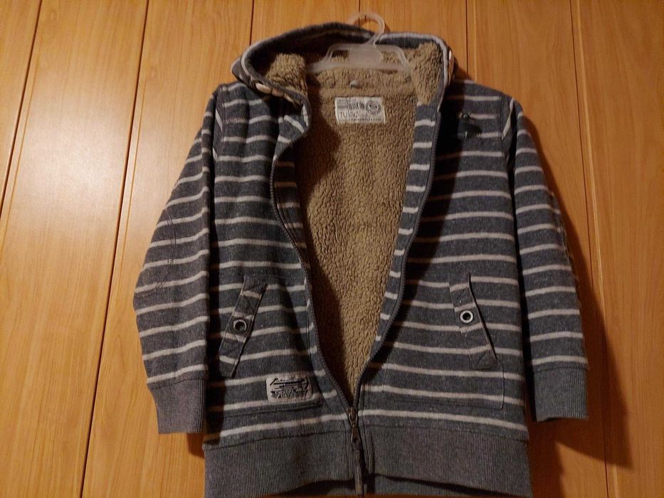 bluza rozpinana 122 cm